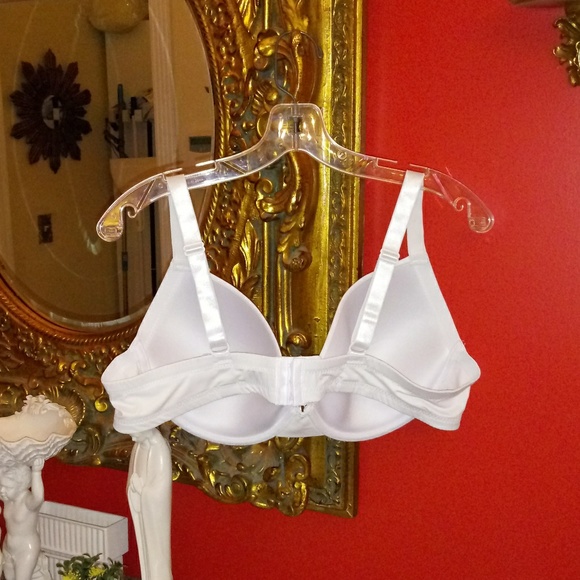 Women's Set of 3 Bras - Picture 4 of 7